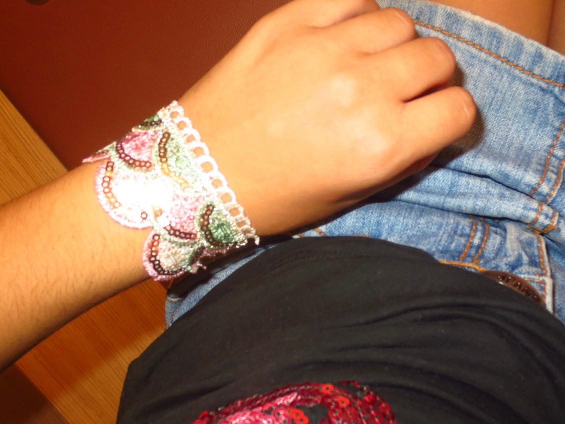 ARMBÄNDER